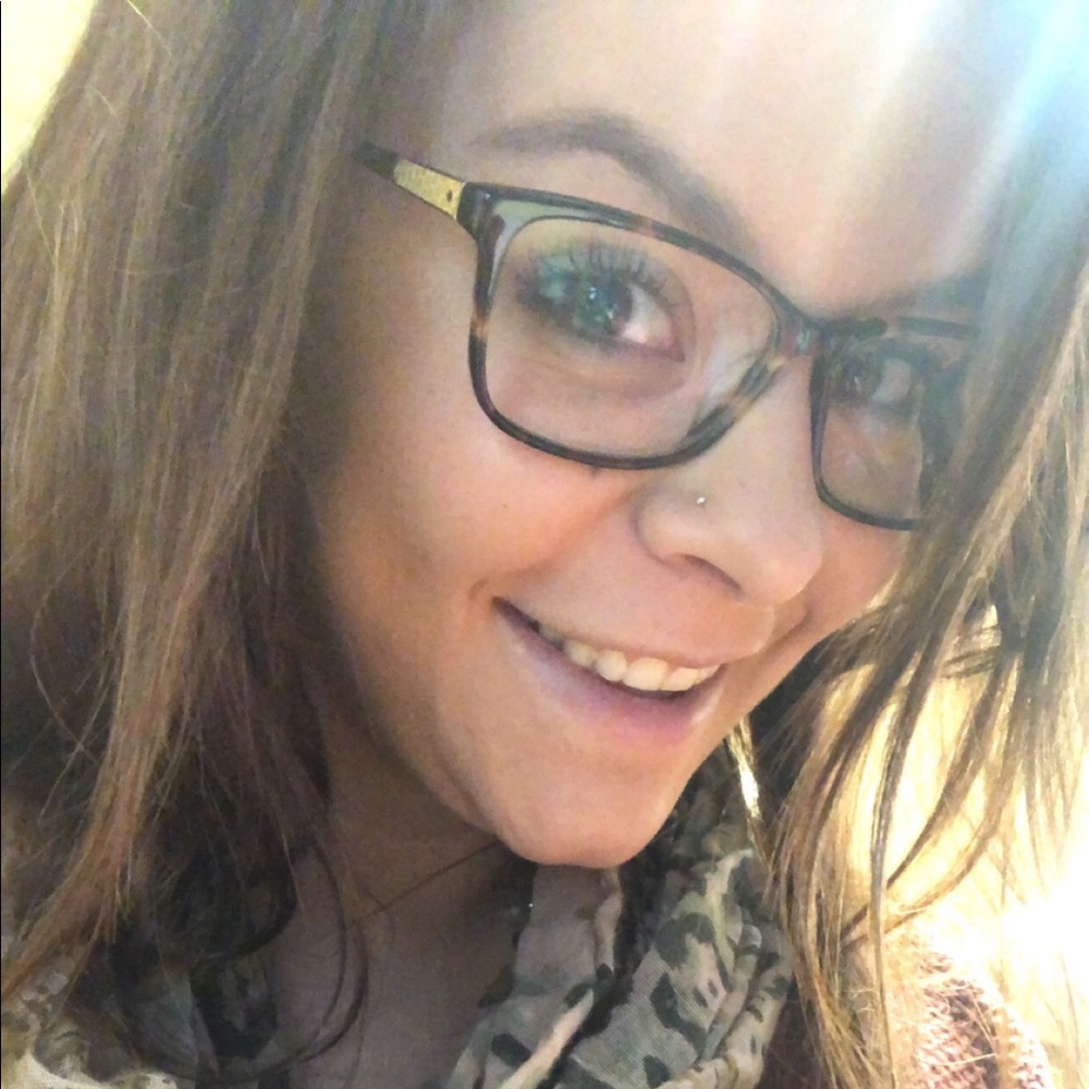 Meet your Posher, Tara